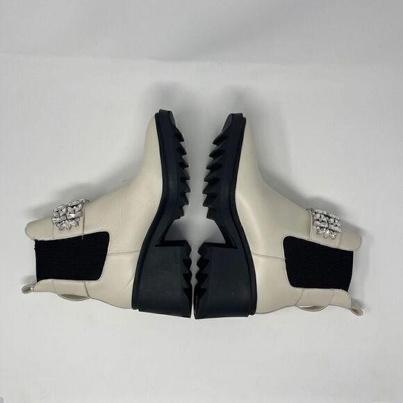 KARL LAGERFELD PARIS Cavin Metallic Block Heel Square Ankle Boot Sz 10 - Picture 4 of 7